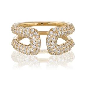 Classy ring