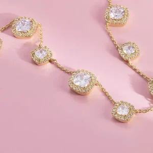 Glamorous multi halsband