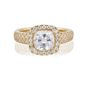 Glamorous ring